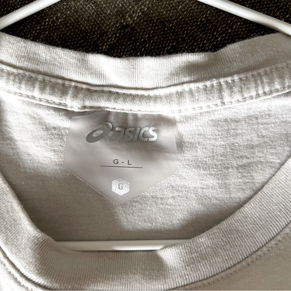 ASICS Cream Crop Top - Picture 3 of 3